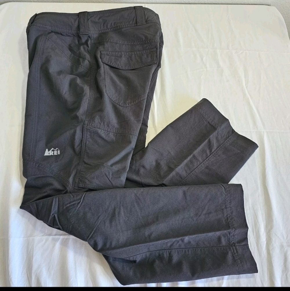 REI Double Knee Black Women's 12 Petite Hiking Outdoor Athleisure Nylon  Pants